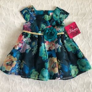 NWT 2T flower dress with bow detail
